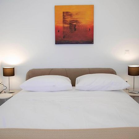 Konstantinos Stylish Brand New Apt In The Heart Of Αθήνα Εξωτερικό φωτογραφία