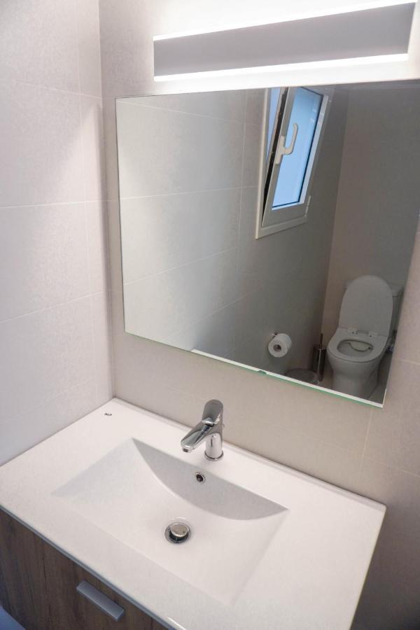Konstantinos Stylish Brand New Apt In The Heart Of Αθήνα Εξωτερικό φωτογραφία